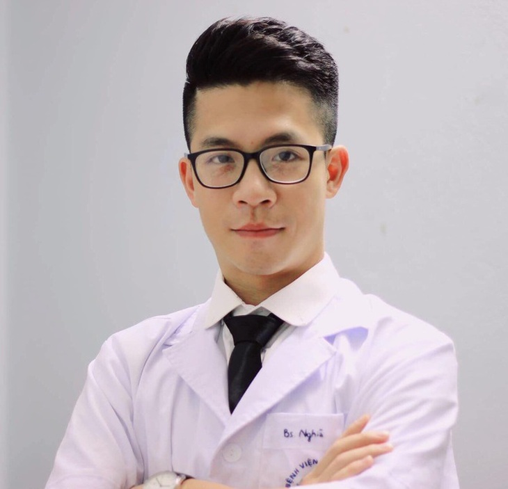 Tấm gương bác sĩ trẻ tình nguyện vì cộng đồng - Ảnh 1.