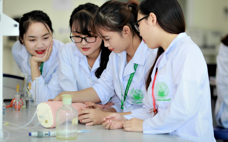 Những điểm mới đáng chú ý nào trong Luật Khám bệnh, chữa bệnh? - Ảnh 5. Những điểm mới đáng chú ý nào trong Luật Khám bệnh, chữa bệnh? - Ảnh 5.