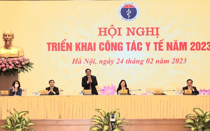 Hội nghị triển khai công tác y tế năm 2023 kết nối trực tuyến 63 điểm cầu