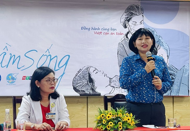 TP.HCM phụ nữ "quên" sinh con, báo động mức sinh thấp - Ảnh 2. TP.HCM phụ nữ "quên" sinh con, báo động mức sinh thấp - Ảnh 2.