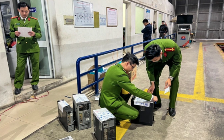Khám xét khẩn cấp thêm nhiều trung tâm đăng kiểm ở Hà Nội