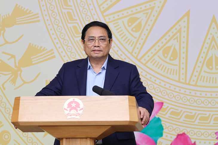 Thủ tướng: Thực hiện nghiêm quy định về bỏ sổ hộ khẩu giấy, sổ tạm trú giấy - Ảnh 3. Thủ tướng: Thực hiện nghiêm quy định về bỏ sổ hộ khẩu giấy, sổ tạm trú giấy - Ảnh 3.