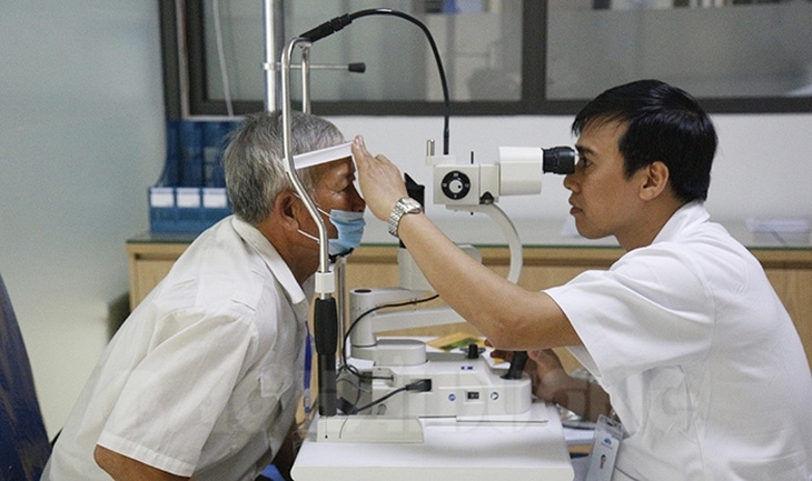 15 vấn đề về mắt cảnh báo suy giảm thị lực cần theo dõi - Ảnh 3.