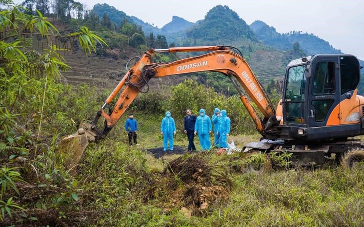 Mạnh tay xử lý chó thả rông sau vụ nam sinh bị 2 chó dữ tấn công