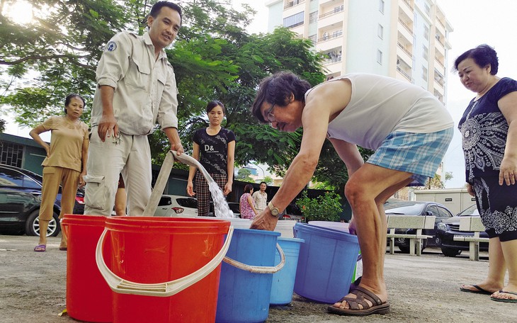Giá nước sạch 10 năm "bình ổn", Hà Nội tính lộ trình điều chỉnh tăng
