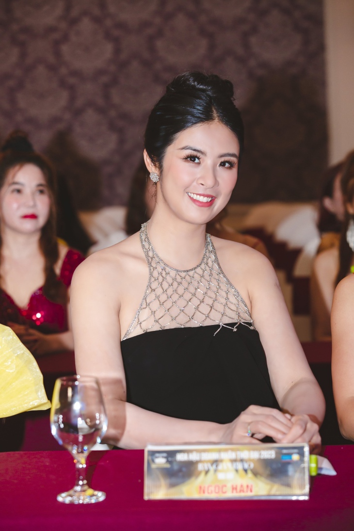 Hoa hậu Ngọc Hân phủ nhận tin đồn 'làm dâu hào môn' - Ảnh 1.