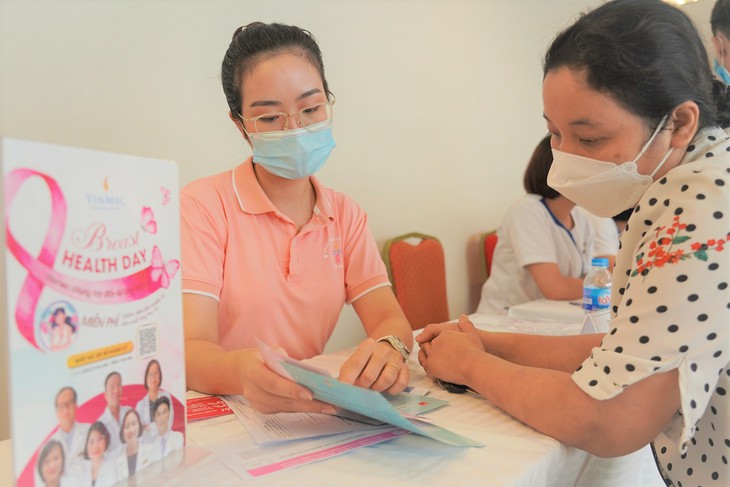 Khi y tế tư nhân không xa rời trách nhiệm xã hội - Ảnh 3. Khi y tế tư nhân không xa rời trách nhiệm xã hội - Ảnh 3.