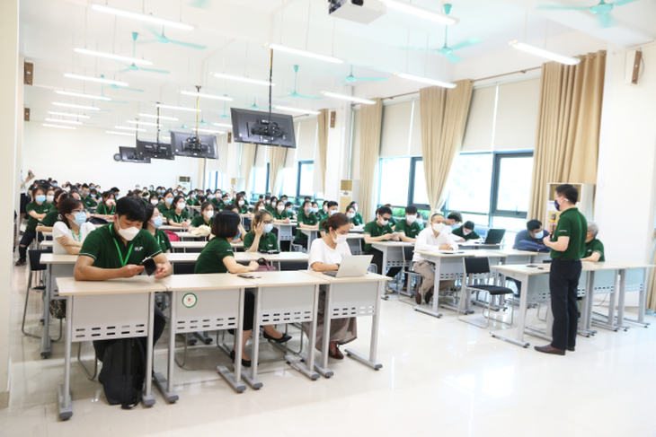 GS.TS. Hoàng Văn Minh - người thầy thuốc "ba trong một" - Ảnh 2.