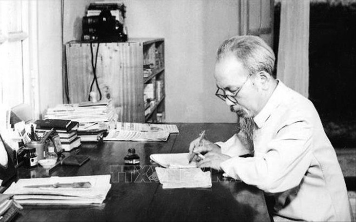 Lời căn dặn của Chủ tịch Hồ Chí Minh về nâng cao đạo đức cách mạng