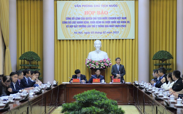 Công bố Lệnh của Quyền Chủ tịch nước về Luật Khám bệnh, chữa bệnh vừa được Quốc hội thông qua