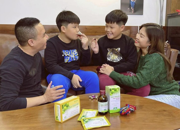 MC Hoàng Linh hạnh phúc khoe chồng đảm vừa khéo chiều vợ, vừa khéo chăm con - Ảnh 2.