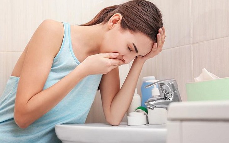 Mẹ bầu ốm nghén nặng nên ăn gì để giảm buồn nôn mà con vẫn đủ chất - Ảnh 2.