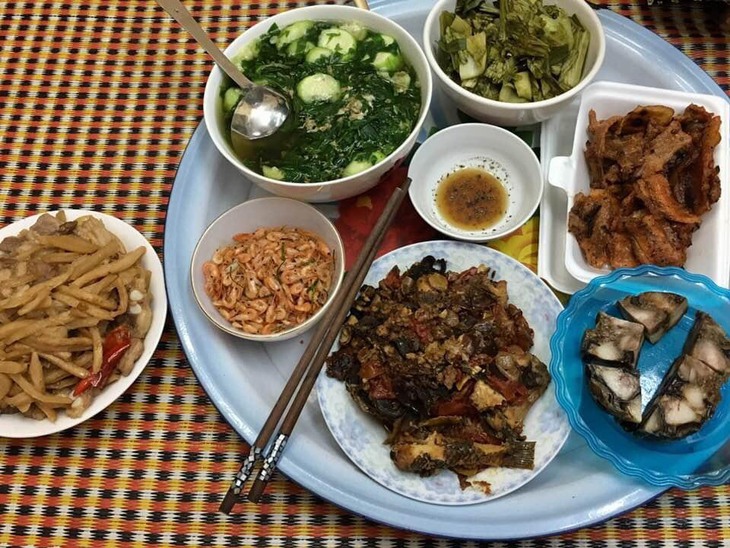 Mùa nồm kéo dài, cảnh giác với những vi khuẩn 'giấu mặt' gây ngộ độc từ thói quen ăn uống của rất nhiều người - Ảnh 3. Mùa nồm kéo dài, cảnh giác với những vi khuẩn 'giấu mặt' gây ngộ độc từ thói quen ăn uống của rất nhiều người - Ảnh 3.