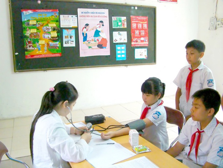 Hơn 20 triệu học sinh, sinh viên cả nước được hỗ trợ 50% mức đóng BHYT- Ảnh 1. Hơn 20 triệu học sinh, sinh viên cả nước được hỗ trợ 50% mức đóng BHYT- Ảnh 1.