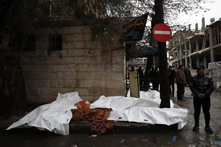 Thảm họa động đất Thổ Nhĩ Kỳ-Syria: Chạy đua với thời gian giải cứu các nạn nhân mắc kẹt - Ảnh 21.