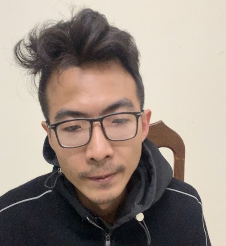 Bắt gã trai cưỡng đoạt tiền của mẹ để trả nợ - Ảnh 1.