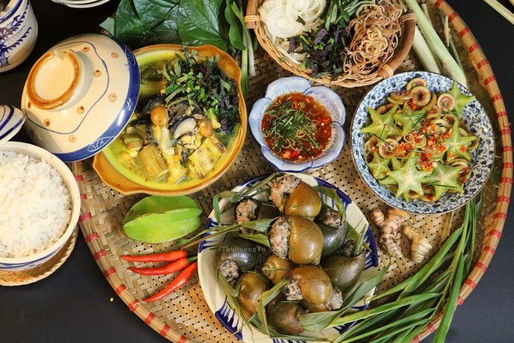 10 món ăn ngon đậm vị mẹ nấu cho ngày mưa phùn thêm ấm bụng - Ảnh 9. 10 món ăn ngon đậm vị mẹ nấu cho ngày mưa phùn thêm ấm bụng - Ảnh 9.