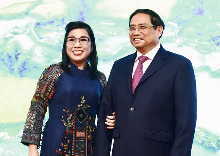 Thủ tướng lên đường thăm chính thức Singapore và Brunei Darussalam - Ảnh 1. Thủ tướng lên đường thăm chính thức Singapore và Brunei Darussalam - Ảnh 1.