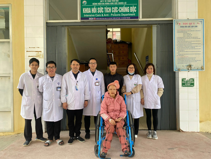Cứu thai phụ tuần thứ 37 nguy kịch nghi do ngộ độc lá cây rừng - Ảnh 1. Cứu thai phụ tuần thứ 37 nguy kịch nghi do ngộ độc lá cây rừng - Ảnh 1.