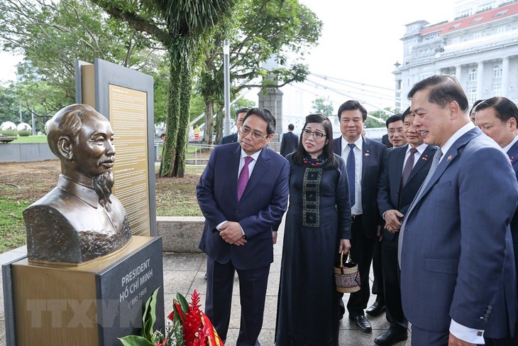 Hình ảnh Thủ tướng hội kiến Tổng thống Singapore Halimah Yacob - Ảnh 7. Hình ảnh Thủ tướng hội kiến Tổng thống Singapore Halimah Yacob - Ảnh 7.