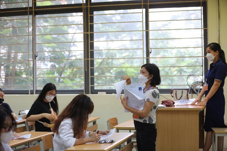 Bộ GD&ĐT trả lời về đề nghị bỏ xét tuyển đại học qua học bạ do nảy sinh nhiều tiêu cực - Ảnh 2.