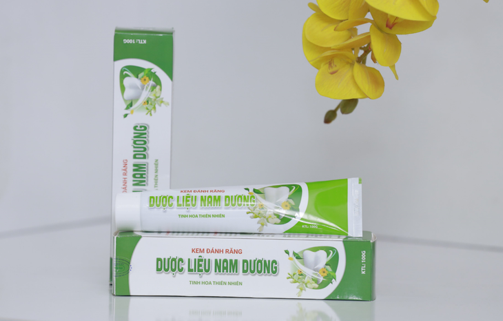 Kem đánh răng dược liệu: Lựa chọn tốt cho người bị nhiệt miệng - Ảnh 2.