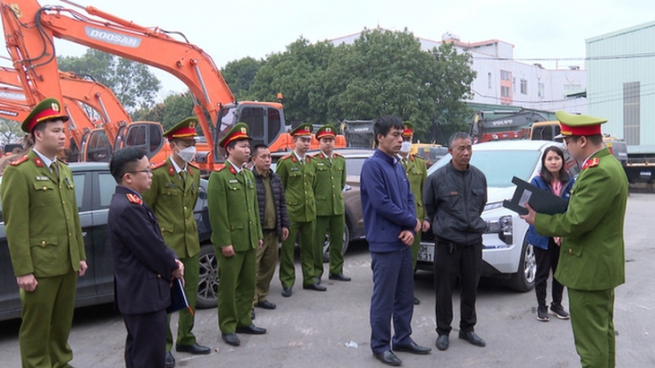51 trung tâm đăng kiểm ‘dính tràm’, hơn 300 người bị khởi tố, bắt giam - Ảnh 3. 51 trung tâm đăng kiểm ‘dính tràm’, hơn 300 người bị khởi tố, bắt giam - Ảnh 3.