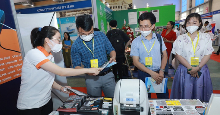 Triển lãm quốc tế chuyên ngành Y Dược Việt Nam lần thứ 30 quy tụ hơn 500 gian hàng về chăm sóc sức khoẻ - Ảnh 1. Triển lãm quốc tế chuyên ngành Y Dược Việt Nam lần thứ 30 quy tụ hơn 500 gian hàng về chăm sóc sức khoẻ - Ảnh 1.