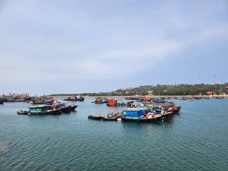 Khám phá đảo xa bờ nhất Việt Nam, Bạch Long Vỹ - Ảnh 1. Khám phá đảo xa bờ nhất Việt Nam, Bạch Long Vỹ - Ảnh 1.