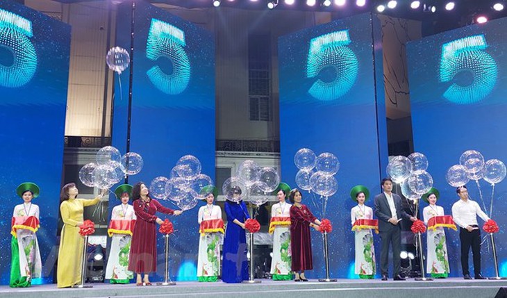 Chương trình Du lịch Hà Nội chào 2023: Mời gọi du khách đến Thủ đô - Ảnh 1. Chương trình Du lịch Hà Nội chào 2023: Mời gọi du khách đến Thủ đô - Ảnh 1.