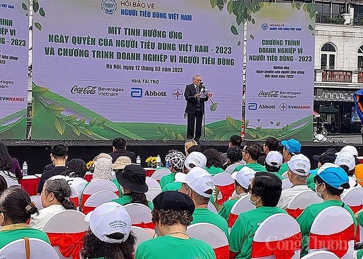 Bảo vệ quyền lợi, sức khoẻ của người tiêu dùng là quy định bắt buộc với mỗi doanh nghiệp - Ảnh 1. Bảo vệ quyền lợi, sức khoẻ của người tiêu dùng là quy định bắt buộc với mỗi doanh nghiệp - Ảnh 1.