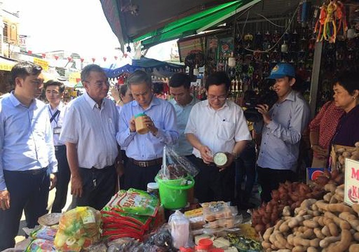 5 đoàn của Ban chỉ đạo TW thanh kiểm tra an toàn thực phẩm Tết Giáp Thìn, lễ hội tại 10 tỉnh, thành- Ảnh 1. 5 đoàn của Ban chỉ đạo TW thanh kiểm tra an toàn thực phẩm Tết Giáp Thìn, lễ hội tại 10 tỉnh, thành- Ảnh 1.