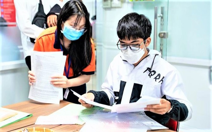 Nhiều ngành ‘khát’ nhân lực, sinh viên ra trường ‘đắt như tôm tươi’ nhưng khó tuyển sinh