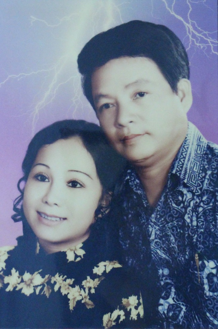 NS Kiều Mai Lý: Chồng con lần lượt ra đi, U80 đơn độc tìm niềm vui sân khấu - Ảnh 3. NS Kiều Mai Lý: Chồng con lần lượt ra đi, U80 đơn độc tìm niềm vui sân khấu - Ảnh 3.