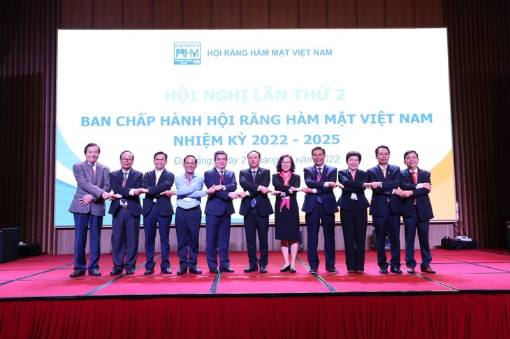 Hội Răng Hàm Mặt Việt Nam: Hưởng ứng Ngày sức khỏe răng miệng thế giới 20/3/2023 - Ảnh 2. Hội Răng Hàm Mặt Việt Nam: Hưởng ứng Ngày sức khỏe răng miệng thế giới 20/3/2023 - Ảnh 2.