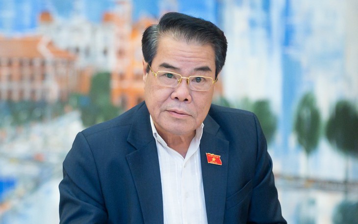 Cử tri và nhân dân quan tâm đặc biệt đến việc tổ chức lấy ý kiến nhân dân về dự thảo Luật Đất đai (sửa đổi)