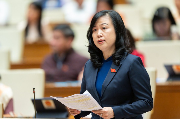 Bộ trưởng Đào Hồng Lan: Bộ Y tế đã rất nỗ lực tháo gỡ khó khăn về thiếu thuốc, vật tư, trang thiết bị y tế - Ảnh 1.