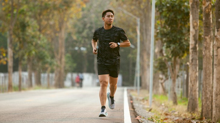 Vụ dị nhân chạy 230km trong 24h, chuyên gia thể thao đầu ngành nói gì - Ảnh 3. Vụ dị nhân chạy 230km trong 24h, chuyên gia thể thao đầu ngành nói gì - Ảnh 3.