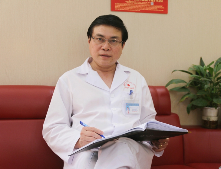 Vụ dị nhân chạy 230km trong 24h, chuyên gia thể thao đầu ngành nói gì - Ảnh 1. Vụ dị nhân chạy 230km trong 24h, chuyên gia thể thao đầu ngành nói gì - Ảnh 1.