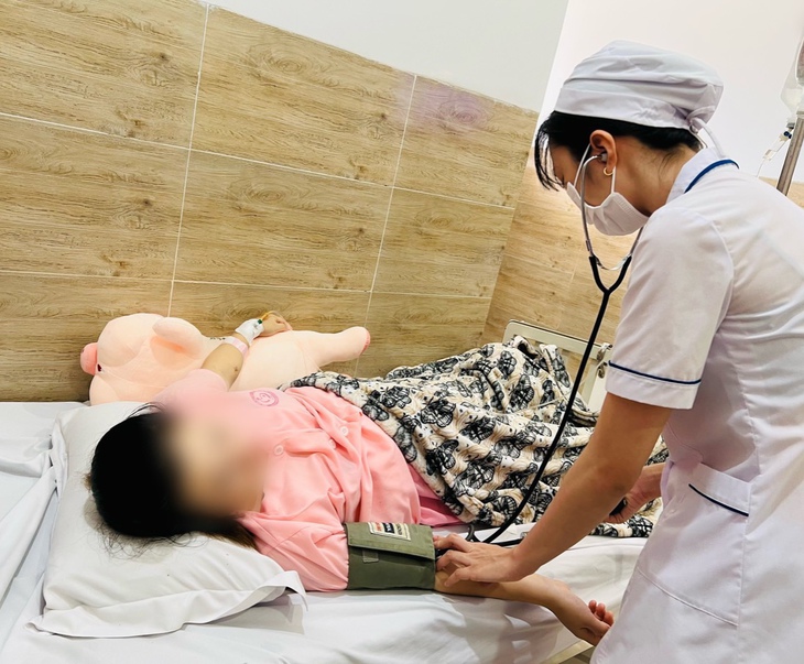 Sản phụ băng huyết sau sinh, đờ tử cung thoát cử tử vẫn bảo tồn được chức năng sinh sản - Ảnh 1. Sản phụ băng huyết sau sinh, đờ tử cung thoát cử tử vẫn bảo tồn được chức năng sinh sản - Ảnh 1.