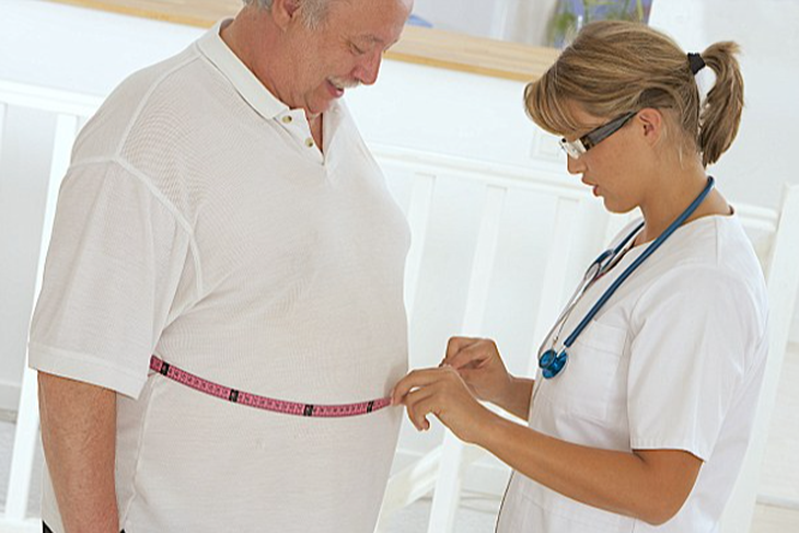 7 nguy cơ sức khỏe khi cơ thể già đi và cách khắc phục - Ảnh 2.