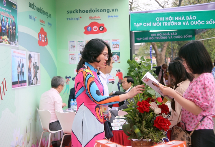 Khai mạc trọng thể Hội Báo toàn quốc 2023 với chủ đề "Đoàn kết – Chuyên nghiệp – Văn hóa – Sáng tạo" - Ảnh 9.