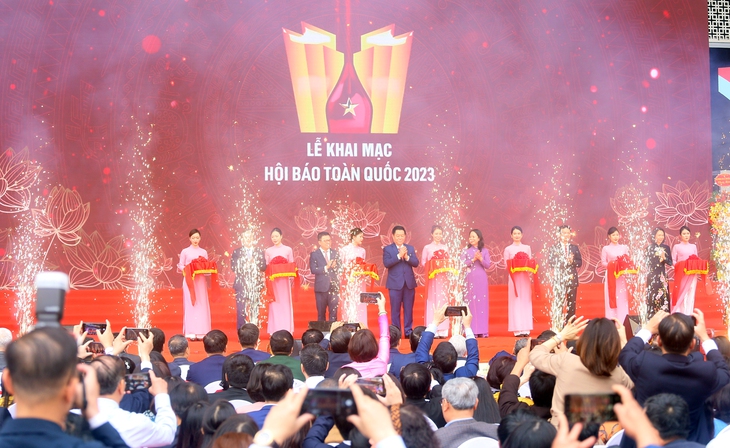 'Báo chí cách mạng Việt Nam thực sự là vũ khí tư tưởng sắc bén của Đảng và Nhà nước' - Ảnh 5. 'Báo chí cách mạng Việt Nam thực sự là vũ khí tư tưởng sắc bén của Đảng và Nhà nước' - Ảnh 5.