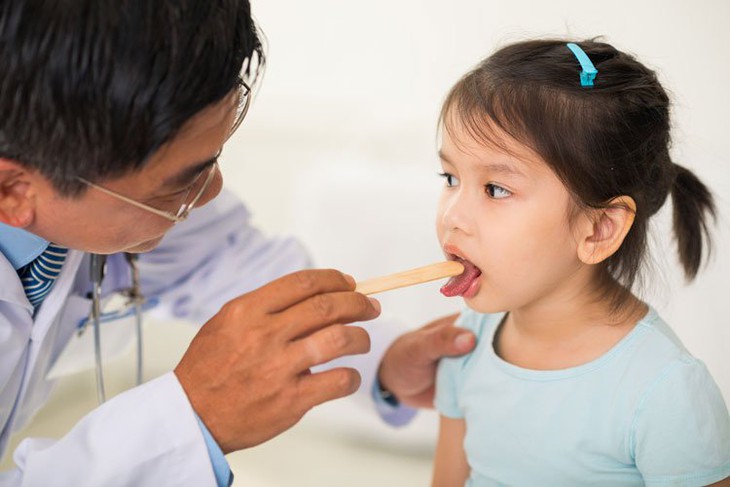 Viêm họng tái phát ở trẻ nhỏ: Cần làm gì để khắc phục? - Ảnh 3.