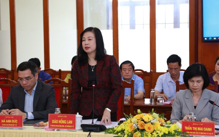 Bộ trưởng Đào Hồng Lan: Ngành y tế Yên Bái tập trung nâng cao chất lượng khám, chữa bệnh, phát triển dược liệu