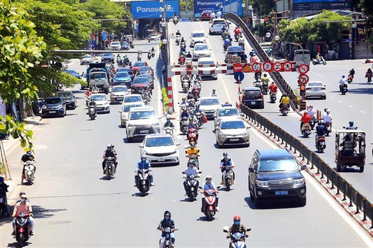 Năm nay nắng nóng có thể kéo dài đến tháng 9 - Ảnh 2.