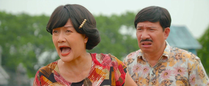 Cặp nam nữ nghệ sĩ 'Táo quân' gạo cội: Người thủ đô, người miền biển hay 'nói xấu' nhau nhưng tình bạn vẫn vượt gần 3 thập kỷ - Ảnh 5. Cặp nam nữ nghệ sĩ 'Táo quân' gạo cội: Người thủ đô, người miền biển hay 'nói xấu' nhau nhưng tình bạn vẫn vượt gần 3 thập kỷ - Ảnh 5.