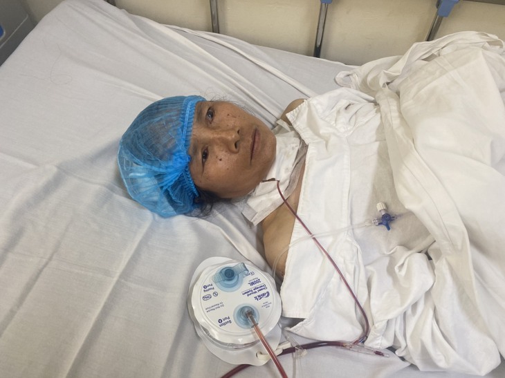 MS 830: Xót xa người phụ nữ cả đời gồng gánh chăm chồng tâm thần, giờ mang bệnh không đồng chữa trị - Ảnh 3. MS 830: Xót xa người phụ nữ cả đời gồng gánh chăm chồng tâm thần, giờ mang bệnh không đồng chữa trị - Ảnh 3.