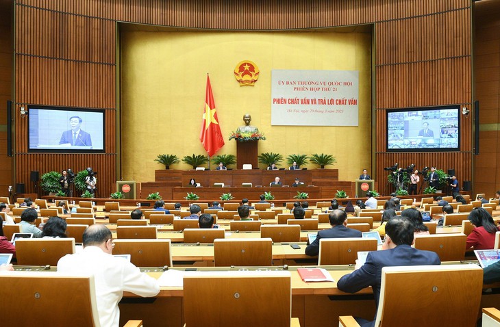 Chủ tịch Quốc hội: Qua phiên chất vấn sẽ tiếp tục khẳng định vị trí, vai trò của ngành tư pháp - Ảnh 3. Chủ tịch Quốc hội: Qua phiên chất vấn sẽ tiếp tục khẳng định vị trí, vai trò của ngành tư pháp - Ảnh 3.