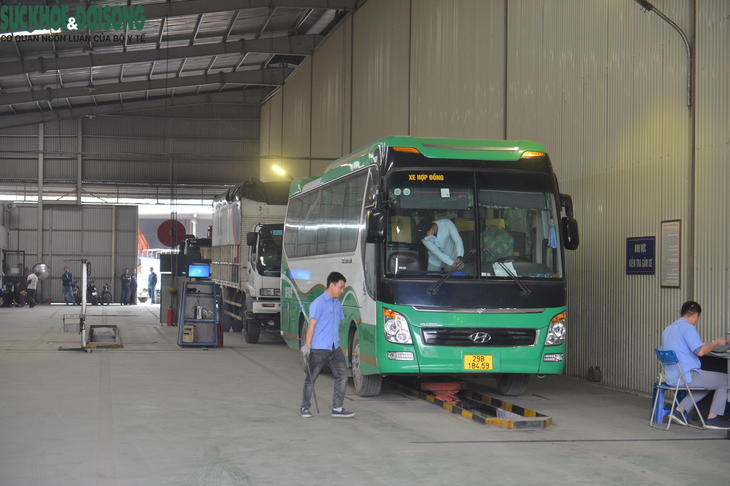 Các trung tâm đăng kiểm sắp nhận được nhân sự bổ sung ngoài Công an, Quân đội - Ảnh 1.